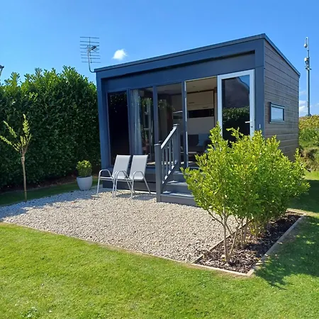 Luxury Pods At Mornest Caravan Park, Anglesey Gaerwen Exterior photo